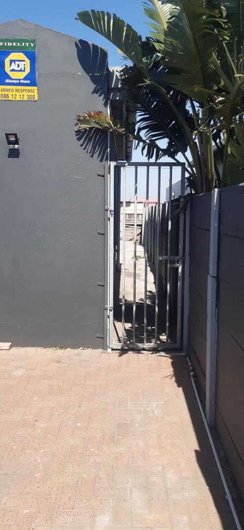 4 Bedroom Property for Sale in Brooklyn Western Cape